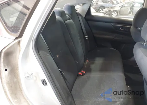 2015 Nissan Altima 2.5 S из США, поврежденный, VIN 1N4AL3AP7FC594138